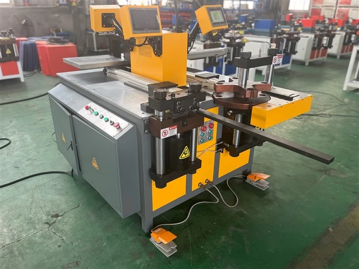 Hydraulic Busbar Cutting Punching Bending Machine Hydraulic Busbar Cutting Punching Bending Machine